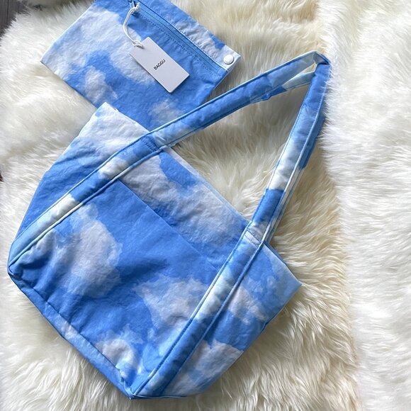 [PLEASE READ] NWT Baggu Mini Cloud Bag - Clouds - Picture 1 of 7